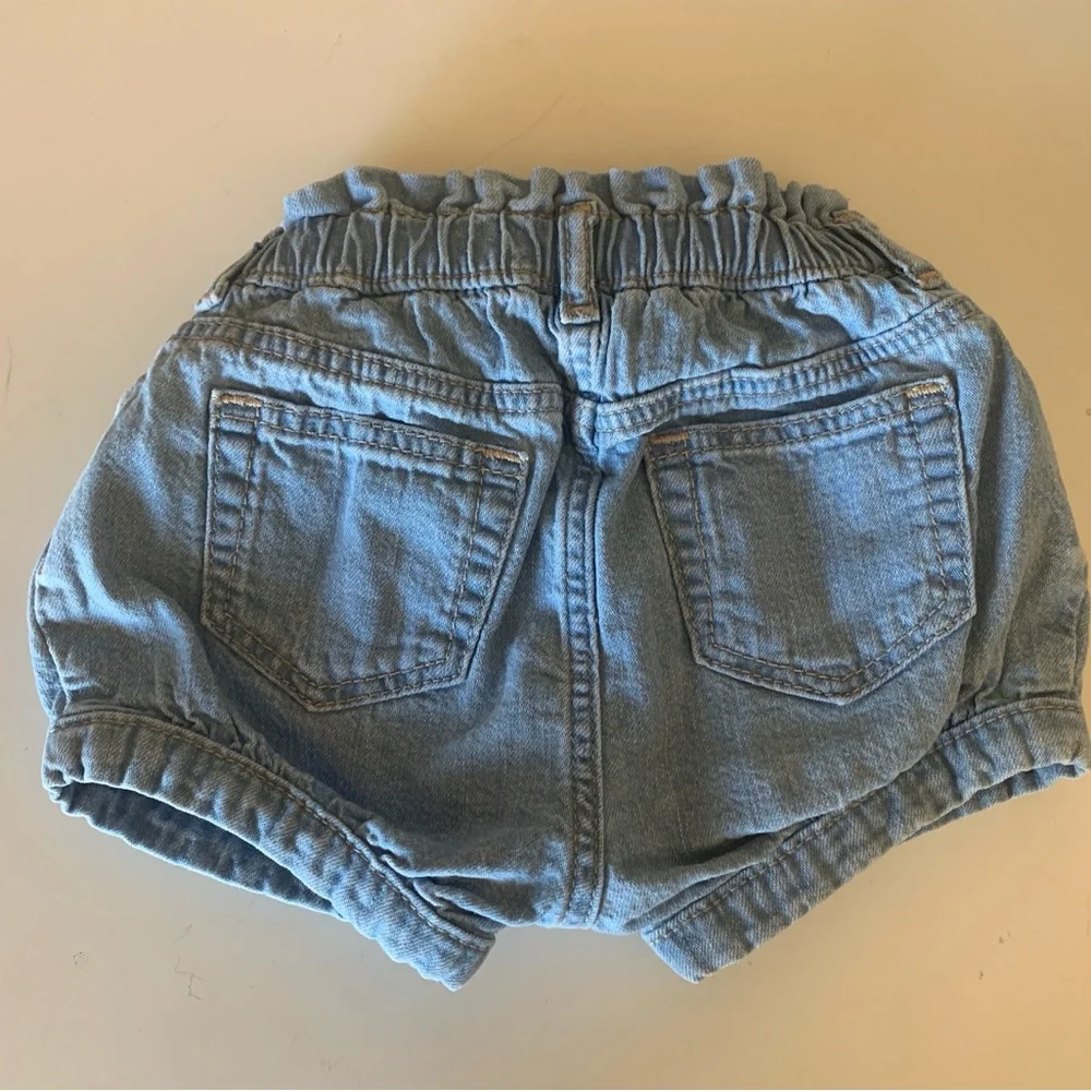 Baby Gap Bundle of Infant Girl Shorts and Top